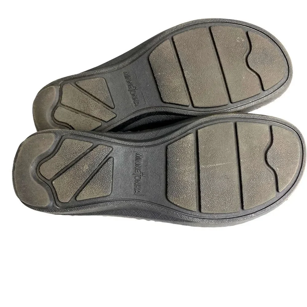 Minnetonka Slip On Leather ‎ Sandals Womens 7 Brown with Hook & Loop Closure